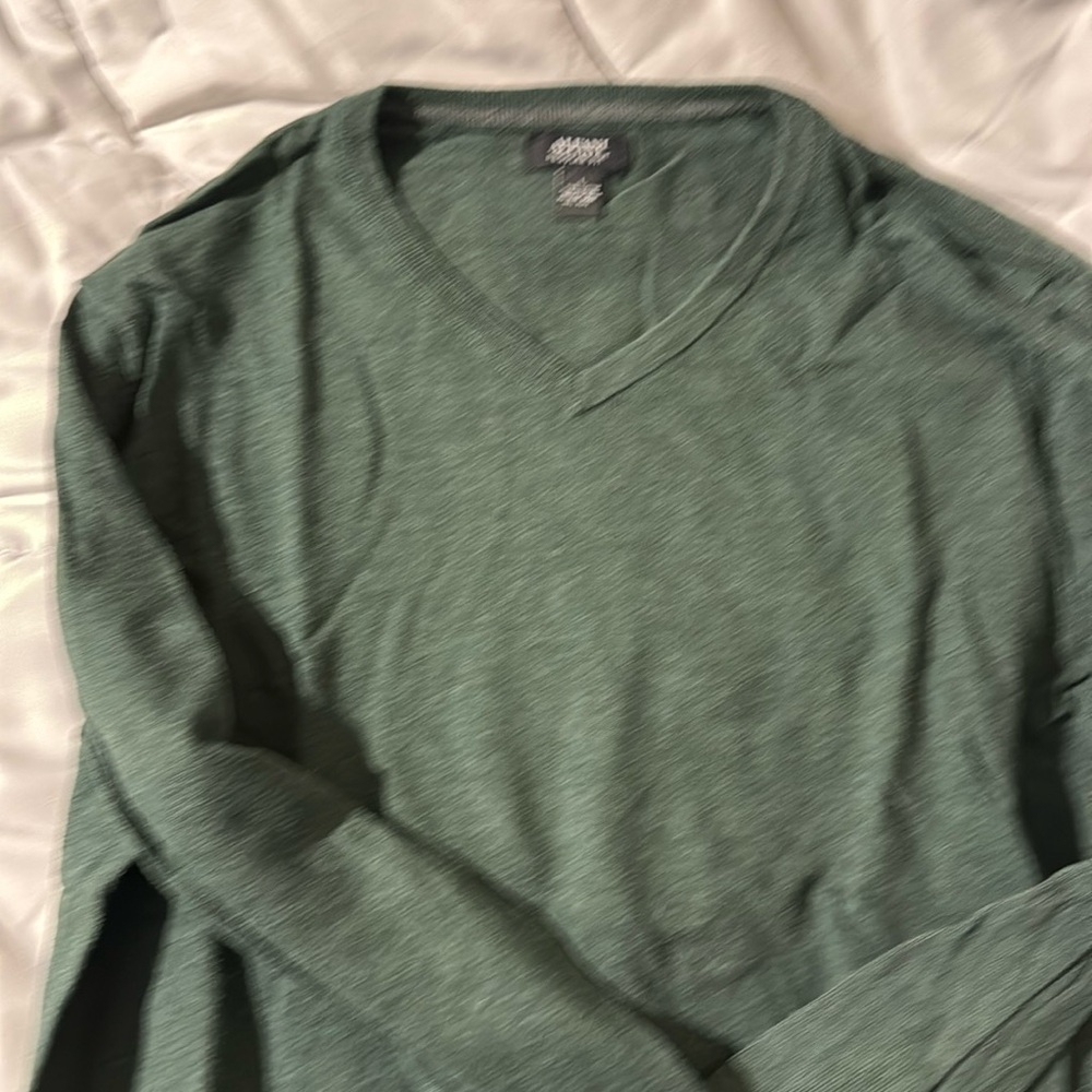 Gently used Alfani v neck sweater